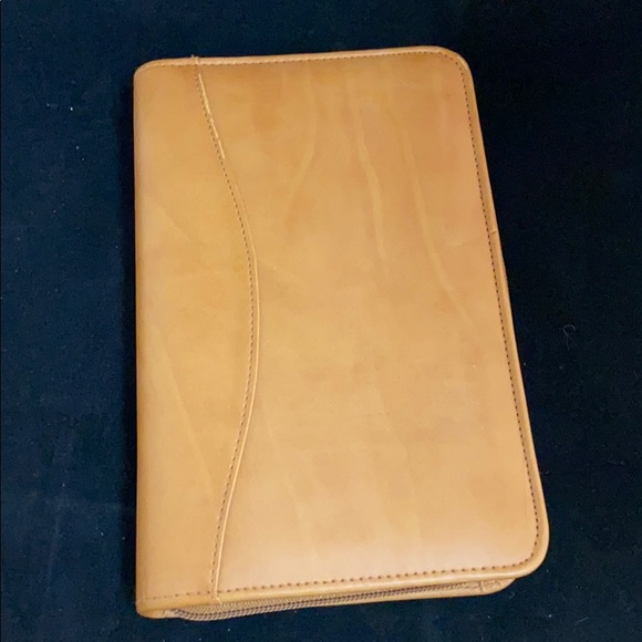 Daytimer Planner Cover - Picture 1 of 15